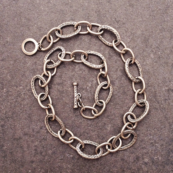 Unknown Jewelry - Rustic Large Open Link Fashion Necklace